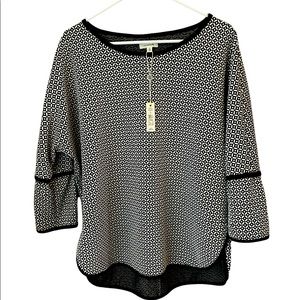 NWT Max Studio Black and White Geometric Blouse Size L
